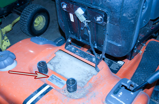Husqvarna tractor model and serial number location