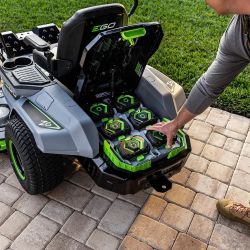EGO ZT5216L POWER+ 52" Z6 56V Cordless Zero Turn Riding Mower Kit w/ (6) 10.0Ah Batteries & Charger - EGO ZT5216L