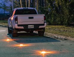 Buyers Products 8891017 4-Pack 4" Rechargeable 16 LED Road Flare - BUY 8891017