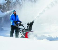 Toro 36003 24" Two-Stage Electric Start SnowMaster 824 QXE Snowblower - TOR 36003