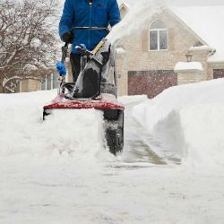 Toro 38756 21" Power Clear 721 QZE Single Stage Gas Snow Blower - TOR 38756