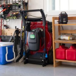 Toro 21466 22" 60V MAX Recycler Personal-Pace Self-Propelled Lawn Mower w/ 6.0Ah Battery & Charger - TOR 21466