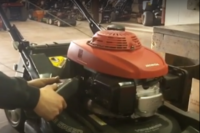 How To Install Oil Into A Lawn Mower Engine